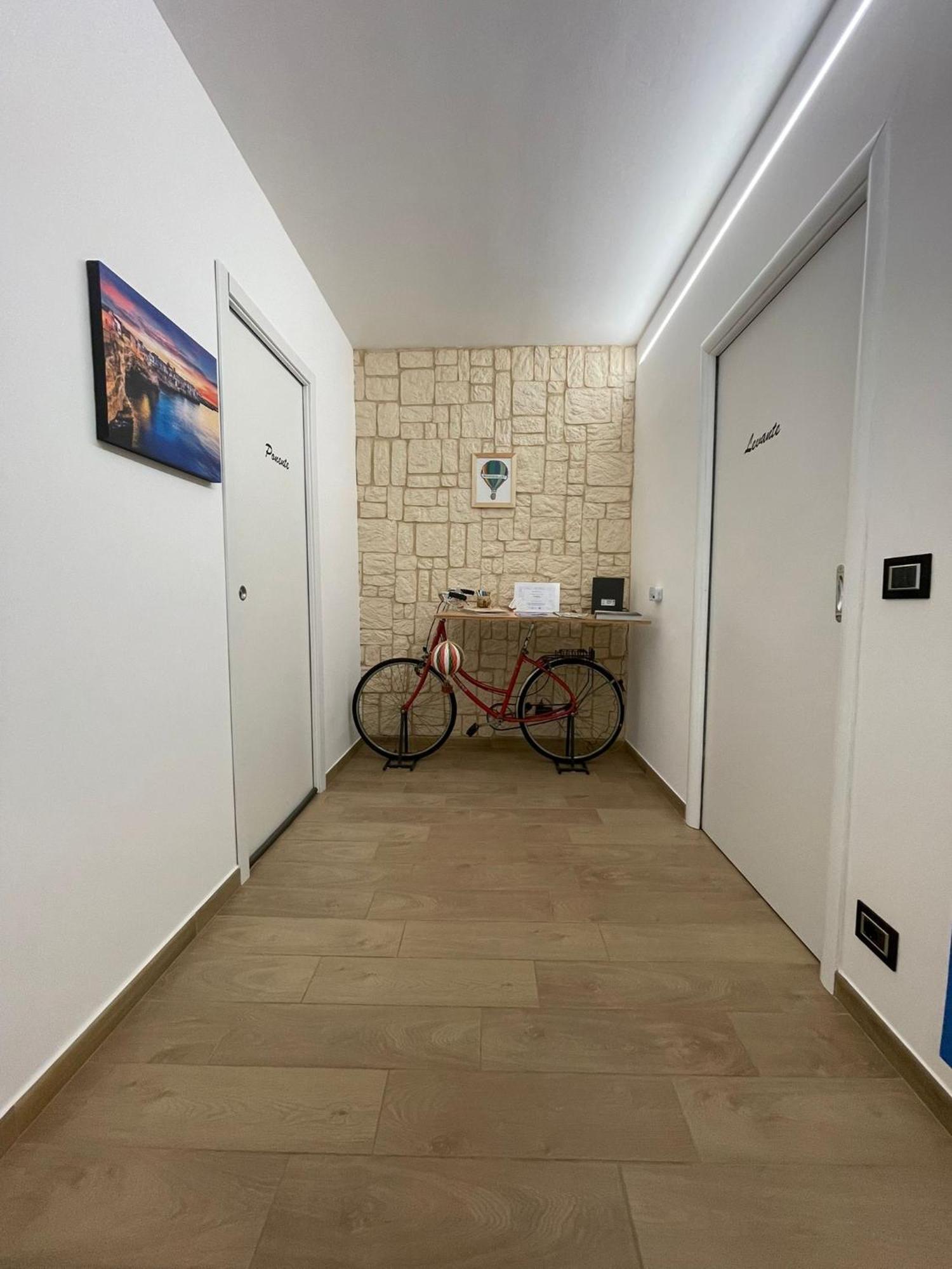 Wanderlust House Ξενοδοχείο Μπάρι Εξωτερικό φωτογραφία
